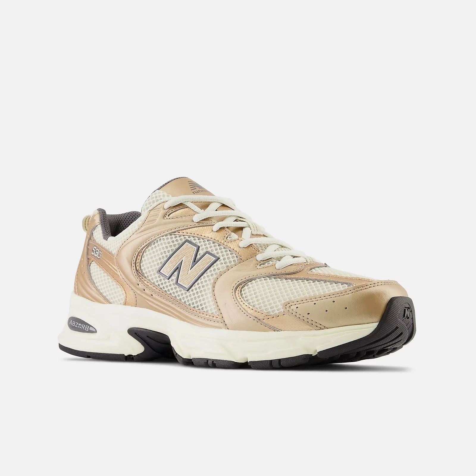530 Sneaker (Turtledove   Gold Metallic   Magnet)