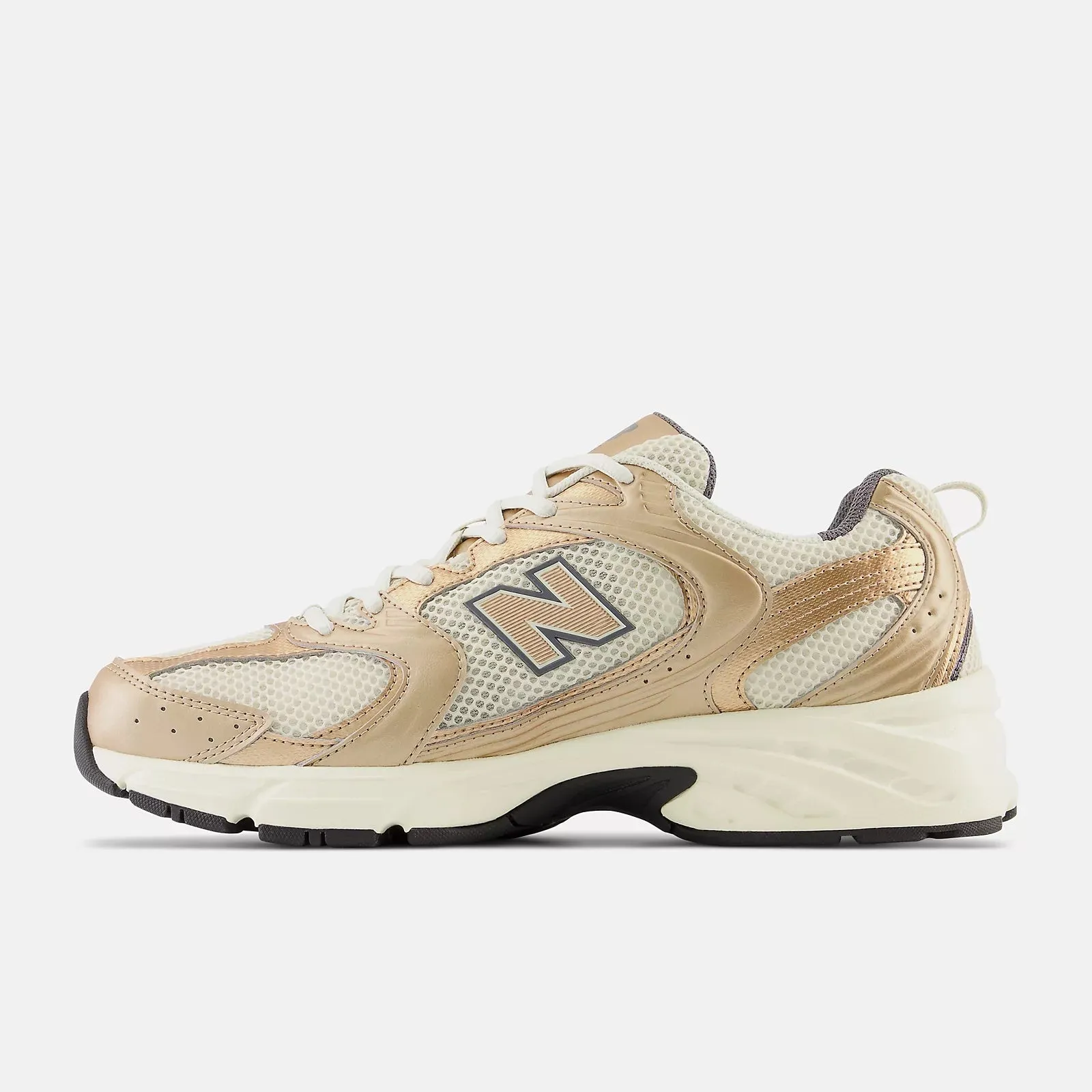 530 Sneaker (Turtledove   Gold Metallic   Magnet)