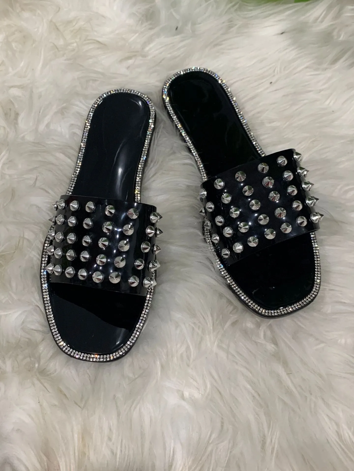 Fashion rivet crystal flat slippers（HPSD224）