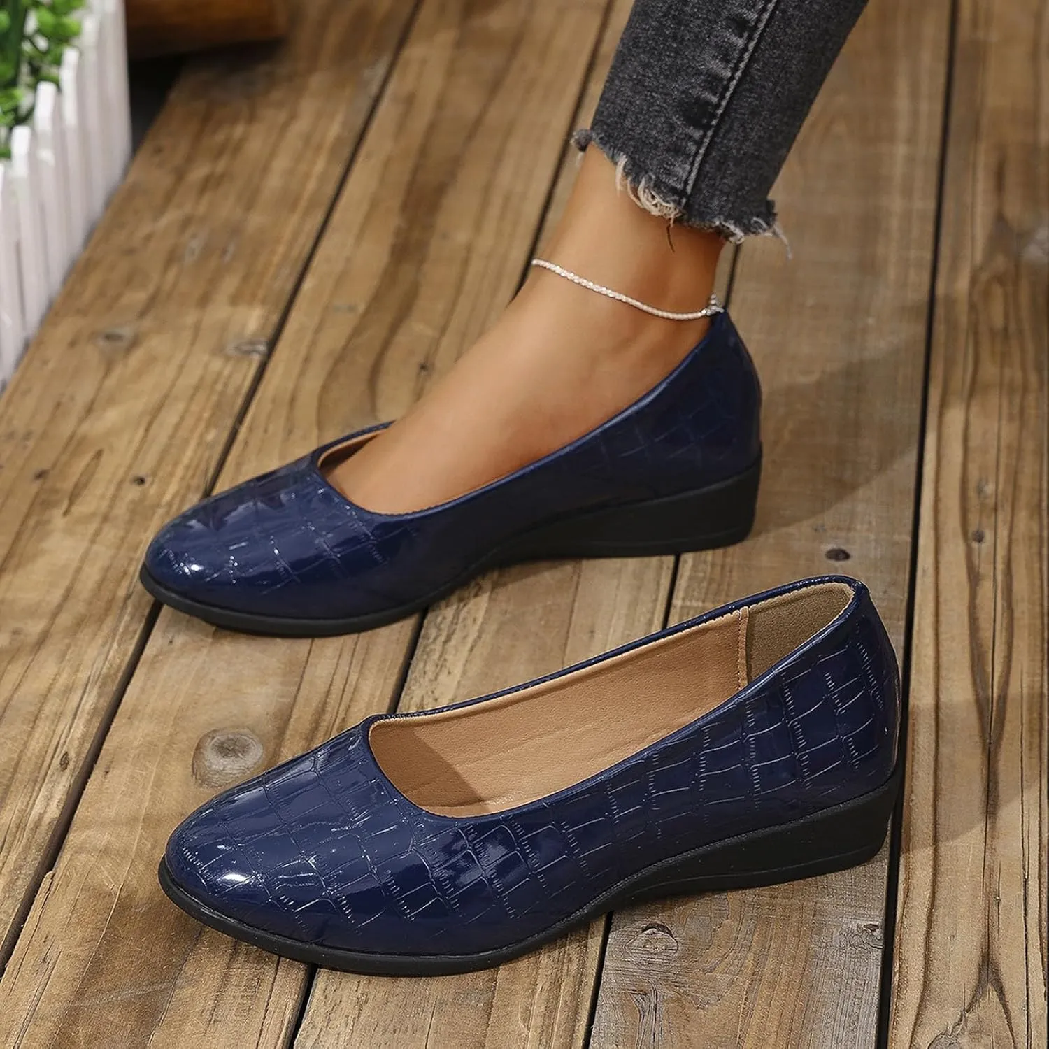 Flats for Women with Arch Support, Closed Round Toe Dressy Formal Flat Low Heel Slip on Loafers for Women