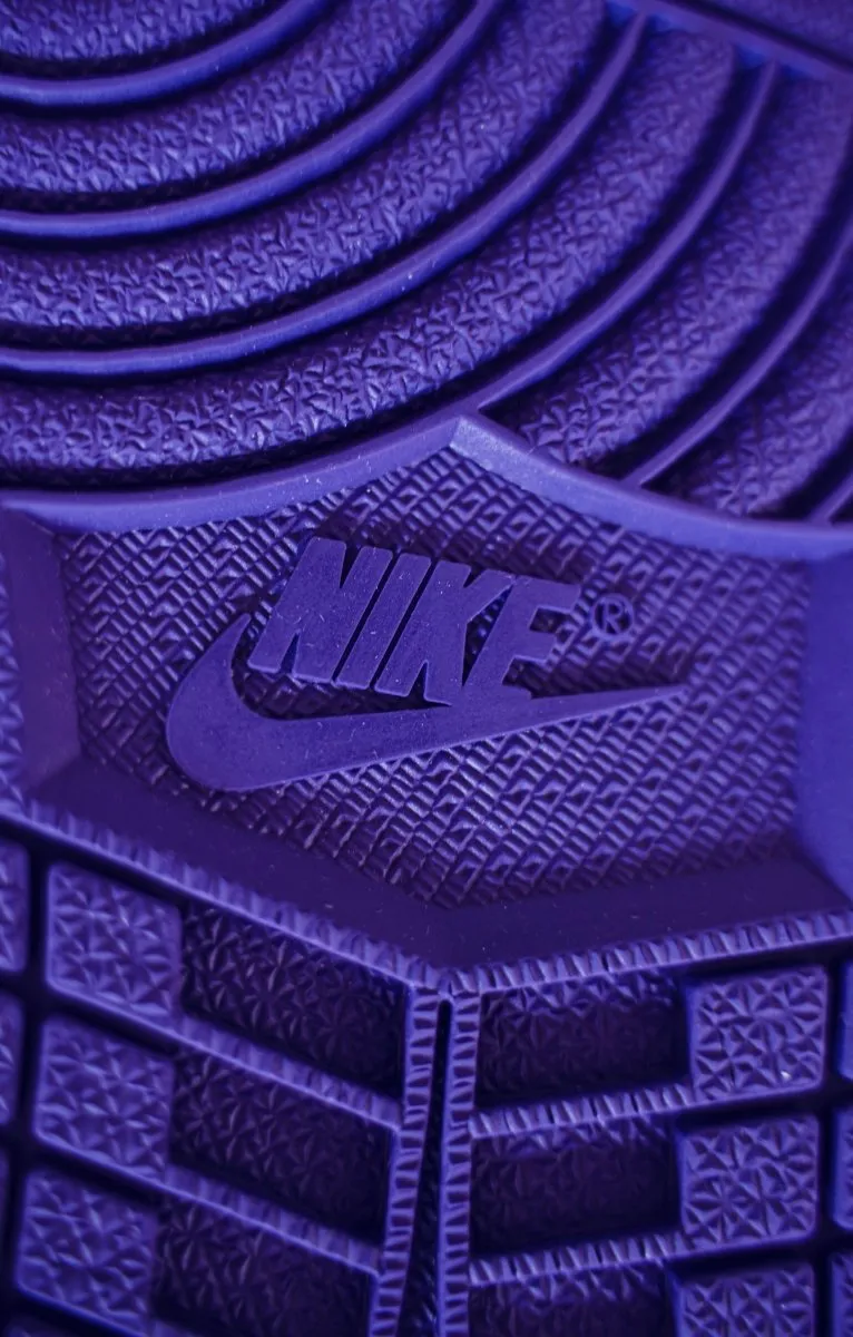 Jordan 1 Retro High Court Purple White