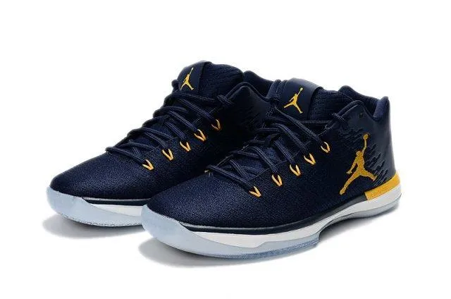 N A J XXXI 31 Low Michigan Wolverines College Navy Amarillo White Men's Basketball Sneakers