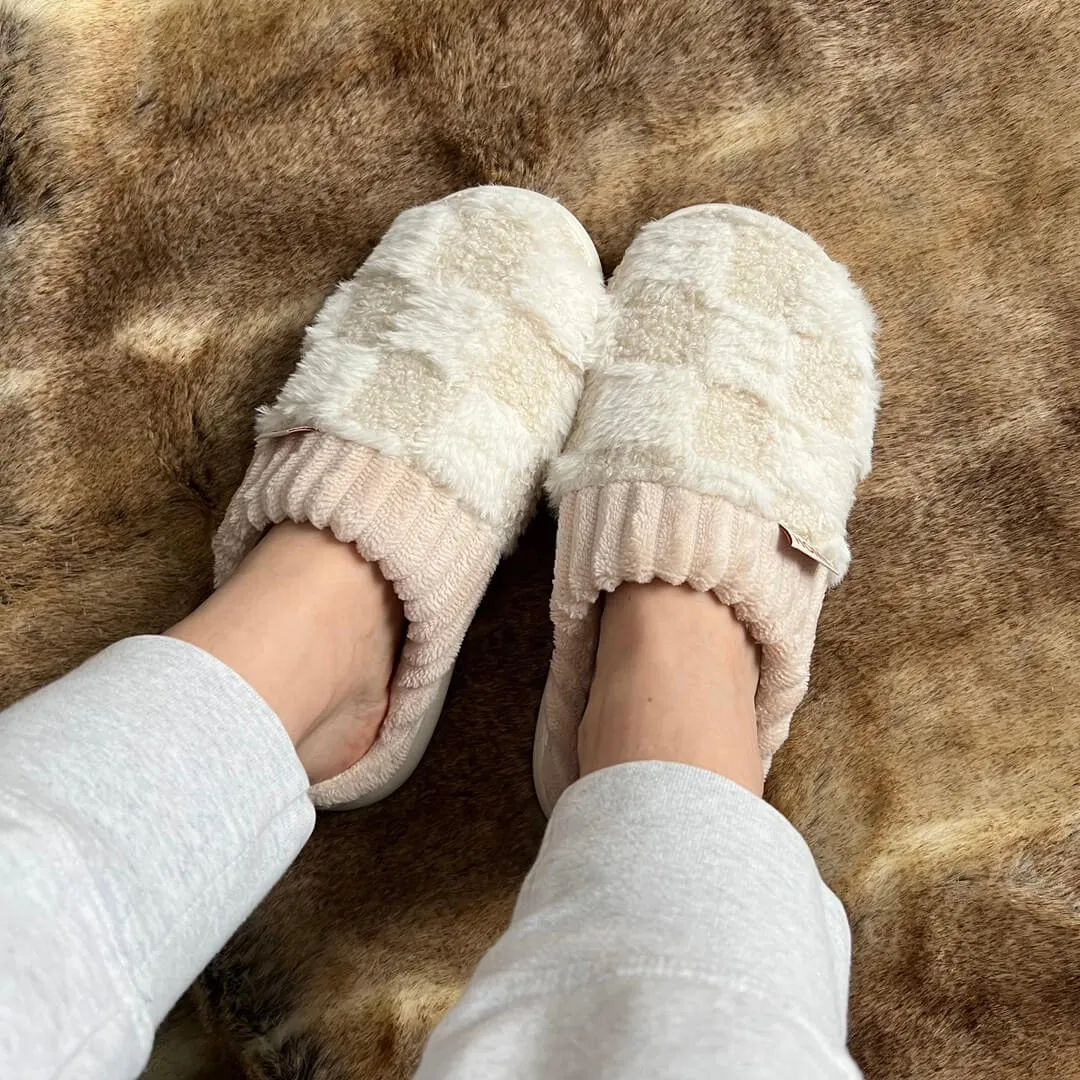 Nordic Checkered Fluffy Slippers