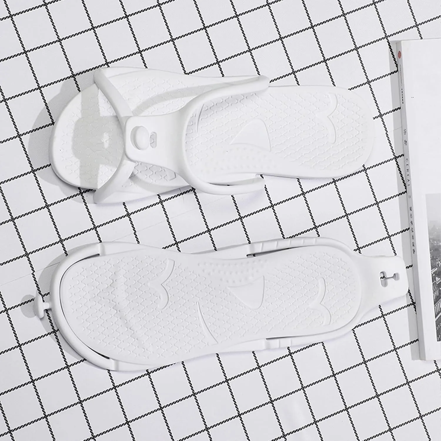 Travel Slippers Shower Shoes For Men Women - Foldable Flip-Flop Sandals Non-Slip Quick-Dry, Portable House Shoes For Bathroom Gym Spa Pool Beach