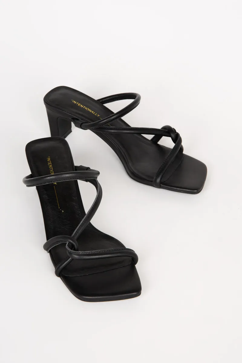 WILLOW HEELED SANDAL